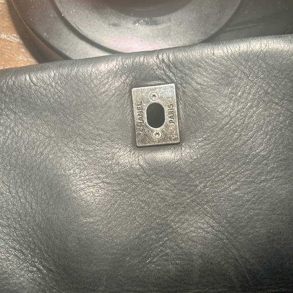 Iridescent Black Chanel Single flap Bag - Picture 4 of 9